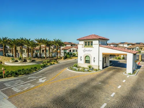 PGA WEST - NEW! 3bd/3.5bth House w/Pool, Gym, Golf Cart, EV Charger - 4-Sterne
