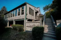 Luxe Cape Cod Farmhouse. Walk to Ellis Landing Beach! - Boutique
