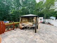 Pocono Escape with huge Pool HOT TUB,GAMEROOM,FIREPIT,near Camelback & Kalahari - ヴィラ
