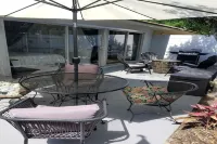Patio Paradise, 1.6 miles to FSU Stadium! - balcony