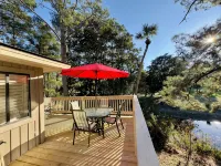 Peaceful Renovated Villa, Short Walk To Beach - Villas