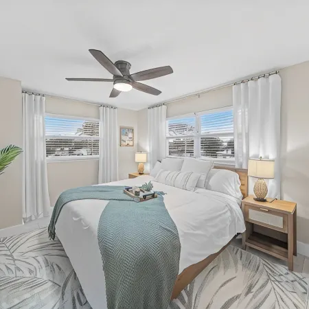 Heated Pool+Spa+BeachWalk+Bikes+MiniGolf+Beach Essentials &Toys+Outdoor Kitchen