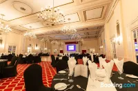 Adelphi hotel - breakfast