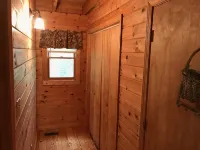 Mountain Deer Pass- A rustic mountain retreat on the Peacful Side of the Smokies - Chalets