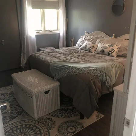 Indoor Pool, Game Room, 6 Br, 4.5 Bath, Sleeps 14, Wheelchair Access, Pets ok!!