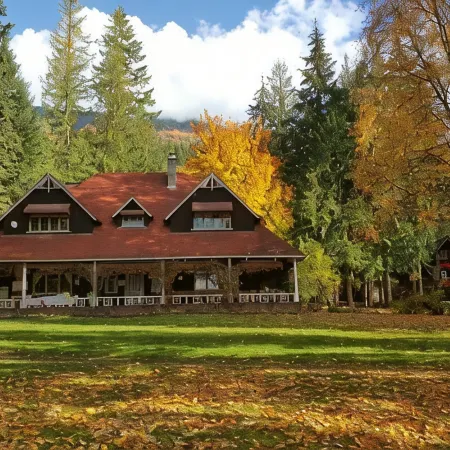 Wedgwood Manor and Glamping Retreat