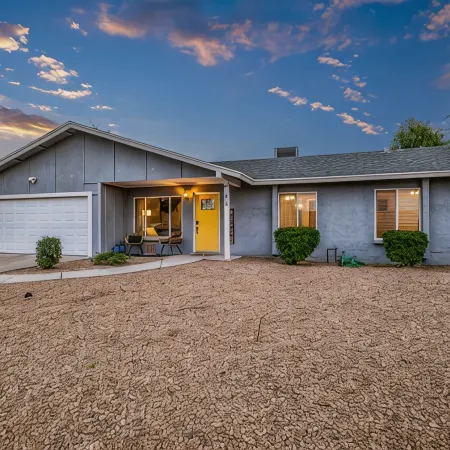 Free Heated Pool, Game Room, Mini-Golf, BBQ, Lux Home