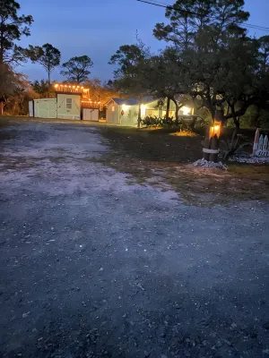 The Pelican Post 1 bedroom beach cottage - Beach