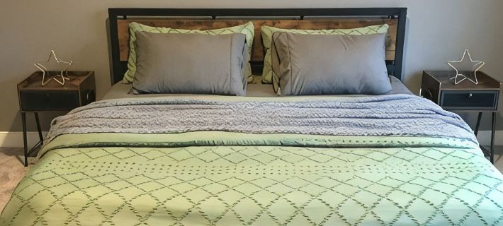 Stylish & Central Townhome-Perfect for Groups! Hotels in Fort Wayne