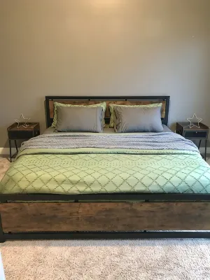 Stylish & Central Townhome-Perfect for Groups! - Boutique