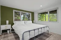 Montana Mansion: Theater, Gym, Arcade, Billiards - Homestays