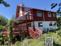 Modern Chalet -AC, hot tub, sauna + pets welcome - Chalets