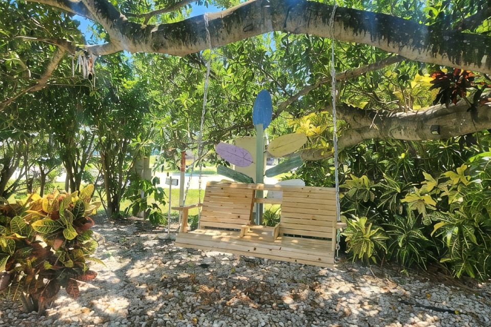 Photo 2 of 6