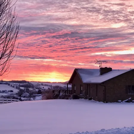 Great for Friends & Families, Breathtaking View, Nature Trails, Farm Animals