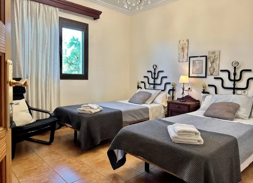 Detached Finca, Private Pool, Panoramic View, Terrace with Shadow, Internet, - Swimmingpools