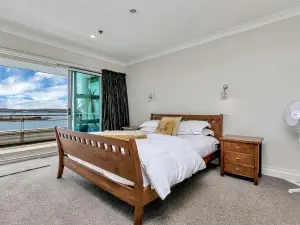 Auckland Waterfront Serviced Apartments on Prince's Wharf