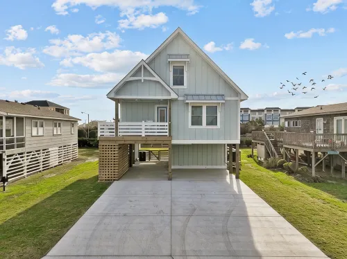 Close to Beach-"The Salty Soul",Bring Your Flip Flops Beach Cottage, Circa 2022 - 4-Star