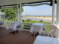 Terrace by the Sea Hotels near Ogunquit Memorial Library