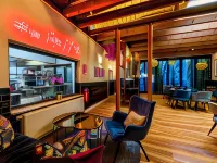 Nikii Boutique Hotel Hotels near فليتار
