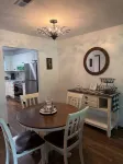 Charming 2-bedroom townhome in delightful New Bern with WiFi, AC - 2 étoiles