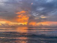 Ceylon Beach Haven Uppuveli - parking