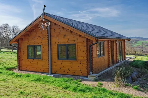 Quiet chalet with superb unobstructed view of the Morvan mountains - Alphydda