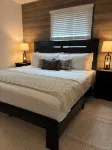 Cozy 2Br • Firepit • Minutes to Downtown & UW Campus • Near Lake Winnebago - 3-Star