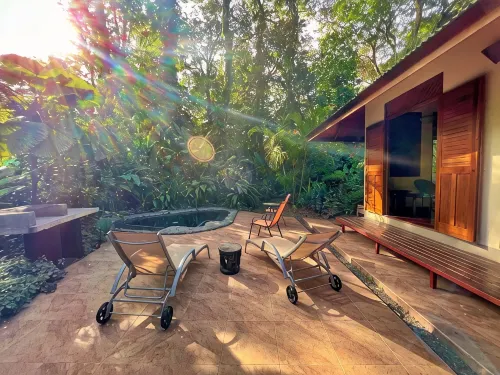 Geckoes Lodge - balcony