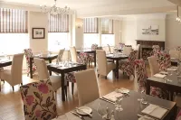 The Chequers Hotel - Breakfast