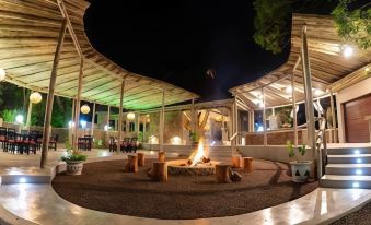 Gooderson DumaZulu Lodge
