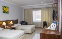 Hotel Kini Pontianak Hotels near Masjid A. Yani Mega Mall