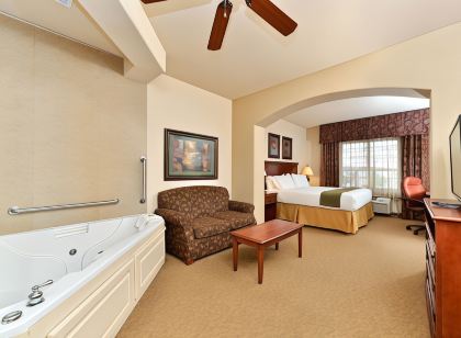 Holiday Inn Express & Suites Las Cruces