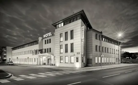 EA Hotel Populus