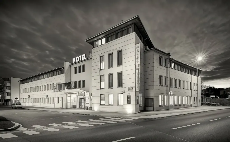 EA Hotel Populus