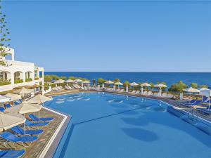 Maritimo Beach Hotel