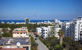 Immaculate 2-Bed Penthouse in Kyrenia