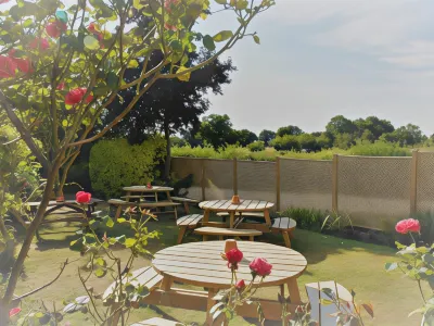 The Bird in Hand Hotels in Tivetshall St. Mary