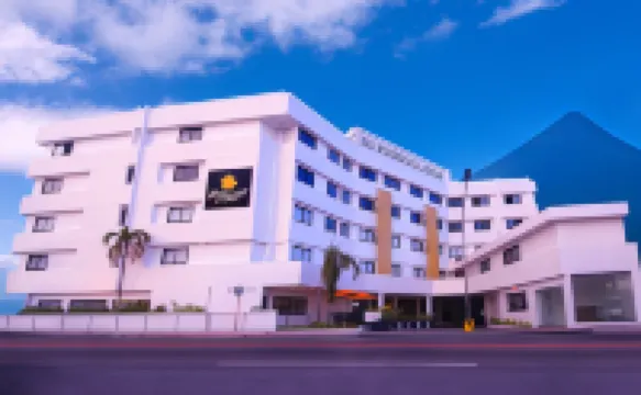 Proxy by The Oriental Albay Отели в г. 