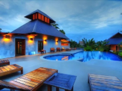 ชลิชารีสอร์ท โรงแรมในชุมพร