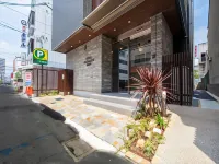 Grand Base Okayama Ekimae - Condos