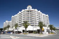 Broadbeach Holiday Apartments Hotels in der Nähe von Broad Beach Art and Craft Markets