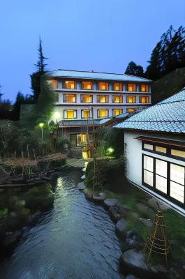 Yutagami Onsen Wakatake