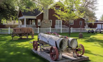 Silver Maple Inn and the Cain House Country Suites