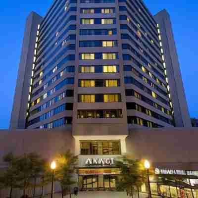 Hyatt Regency Louisville Hotel Exterior