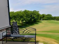 Cobblestone Inn & Suites - Denison | Majestic Hills Hotels in Denison