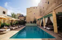 Riad Laaroussa - Pools