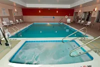 Holiday Inn Express & Suites Columbus - Easton Area