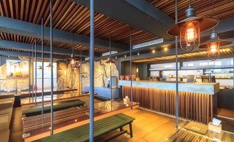 Goldmine Hotel 썸네일