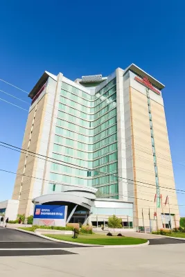 Hilton Garden Inn Toronto Airport Hotel dekat Barbertown Park