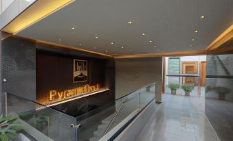 1. 피라미드 프론트..